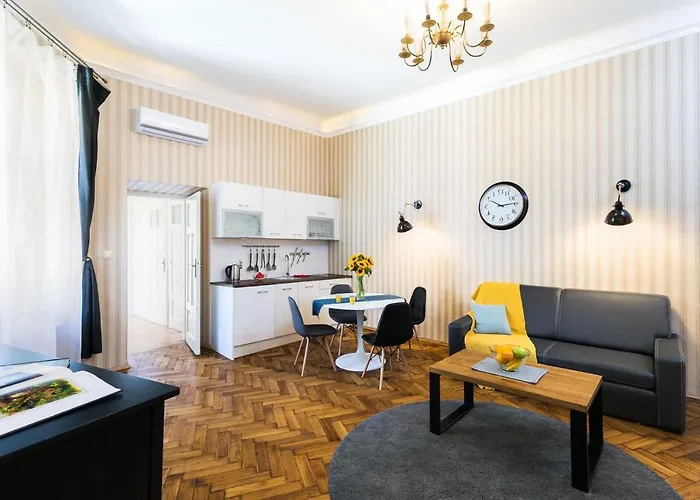 Exclusive Royal Apartments